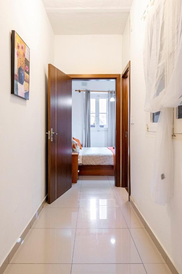 Superbly Located Cosy 2-Bedroom Apartment Валетта Экстерьер фото